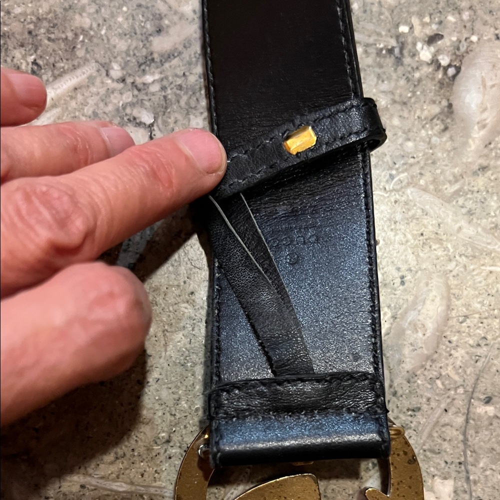 Gucci Marmot Black Leather Belt - Picture 2 of 14